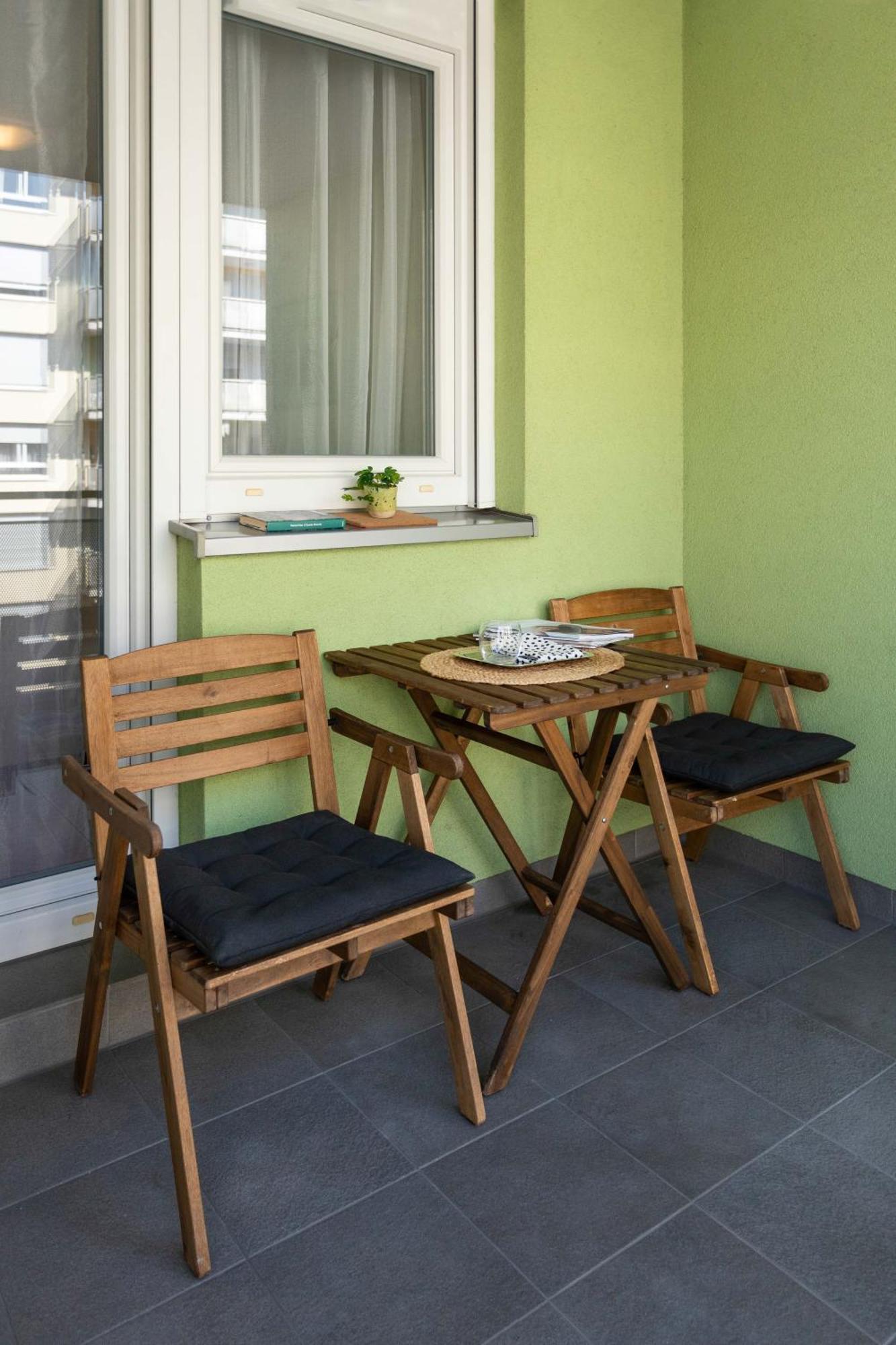 자그레브 Sunny 1Bdr With Balcony & Parking 아파트 외부 사진